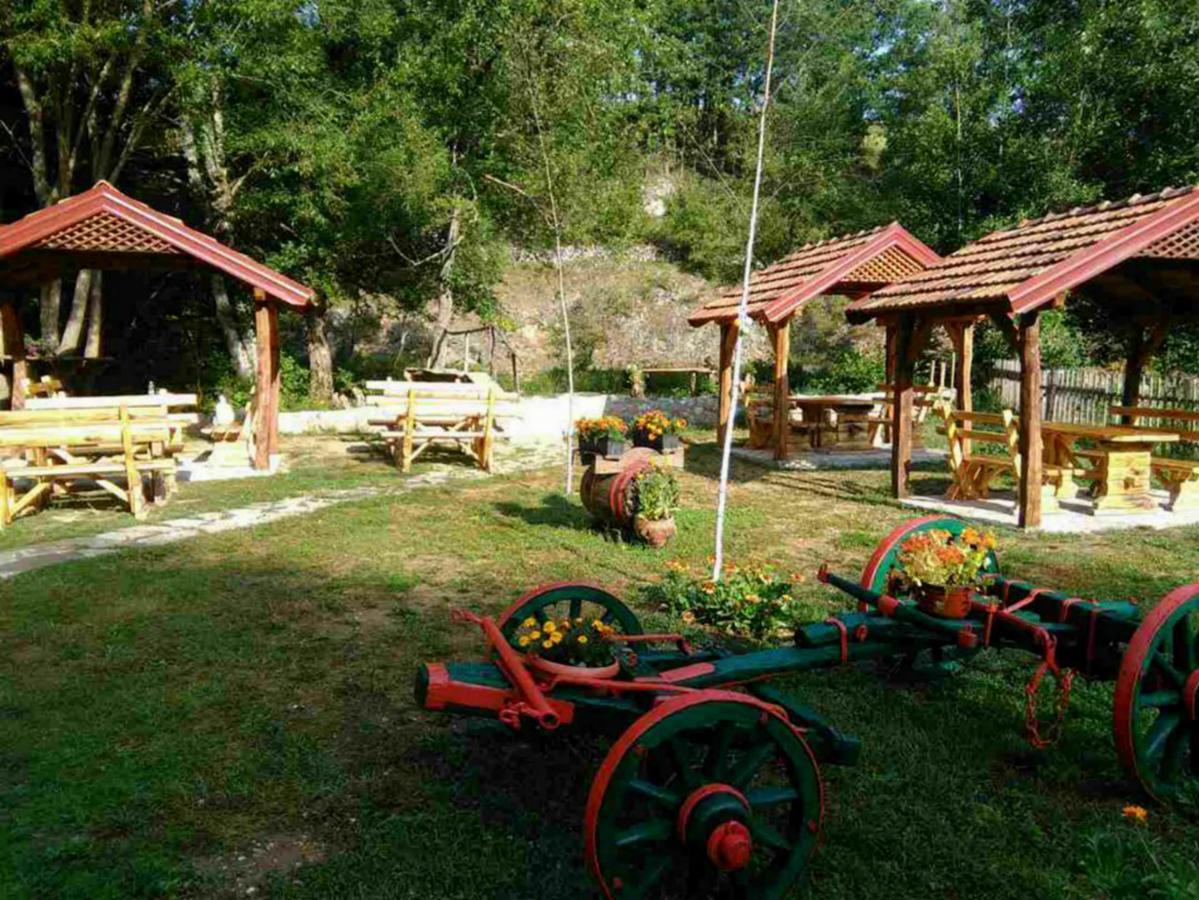 Seoski Turizam Zilicina Rogatica Esterno foto